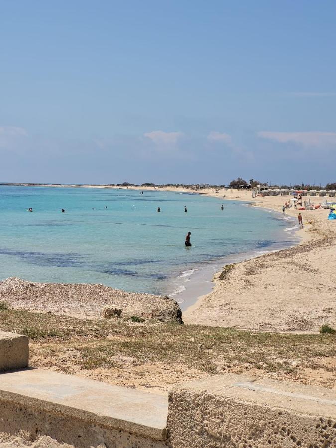 Appartamento Eleni 50M Spiaggia & Shopping Lido Marini Esterno foto